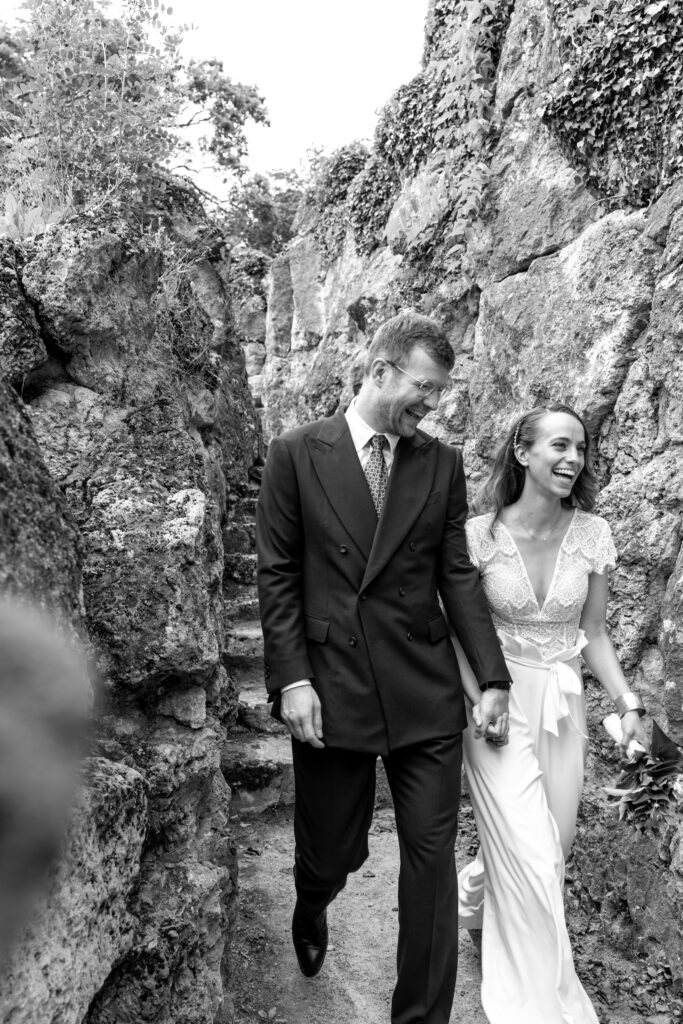 Brautpaar Katrin und Richard in Schwarzweiß