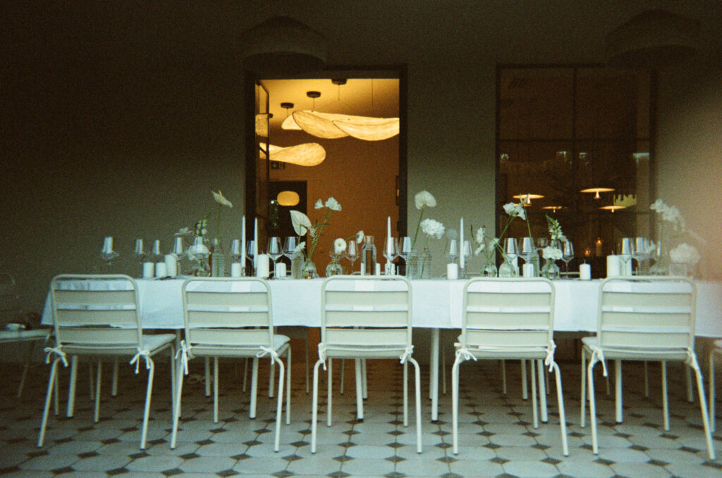 Hochzeitsdinner bei Kerzenlicht – auf Film