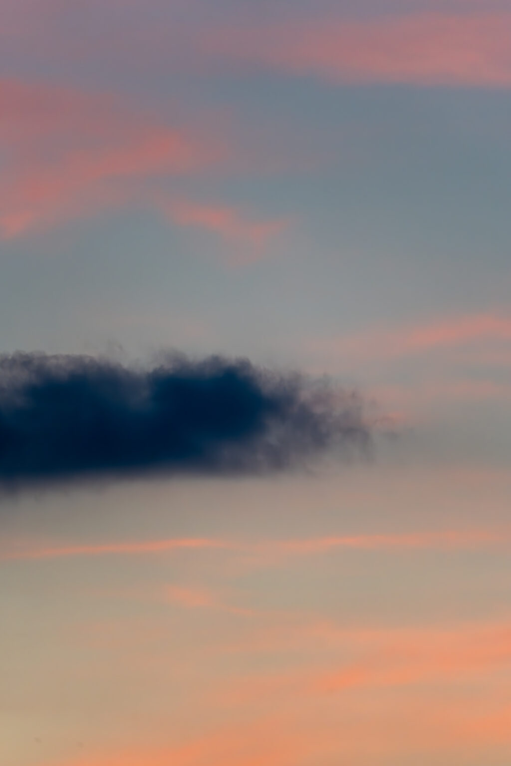 Wolken in Schwarzweiß